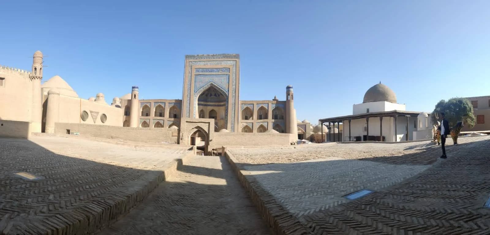 Allakuli Khan Madrasah