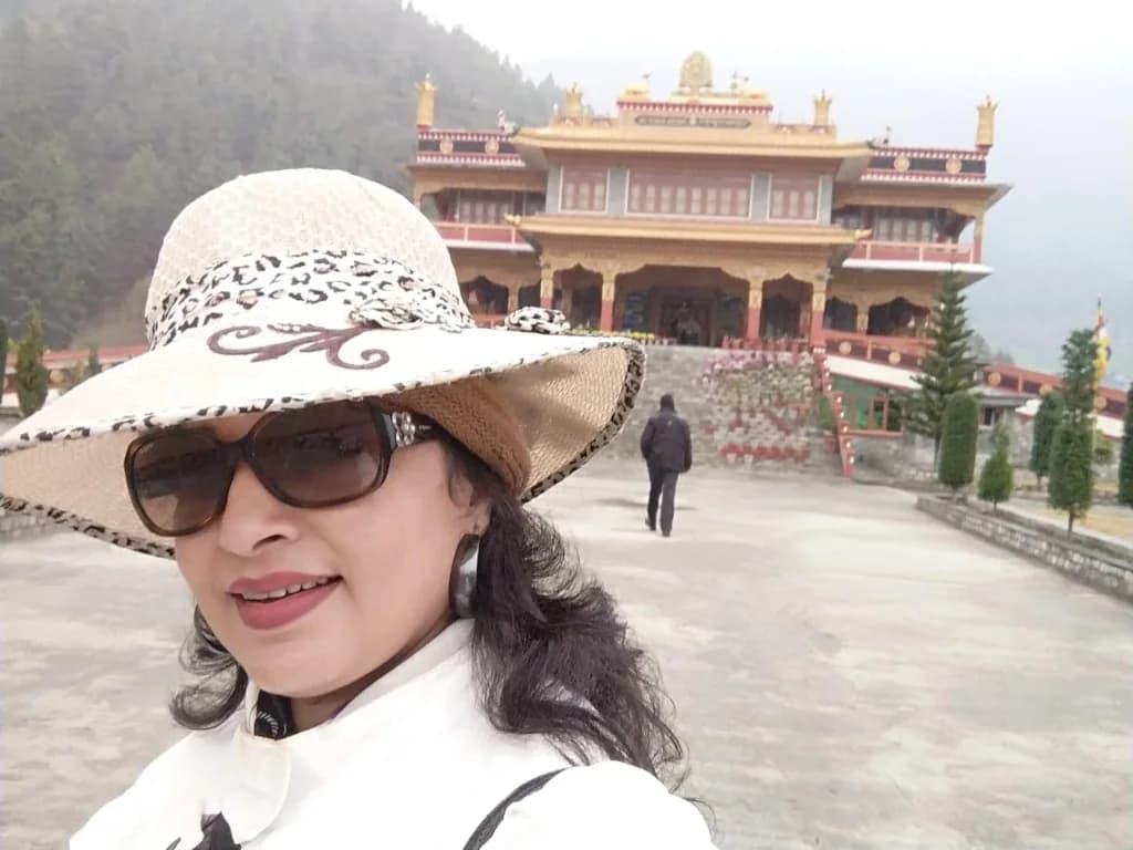 Portrait overlooking Thupsung Dhargye Ling Monastery