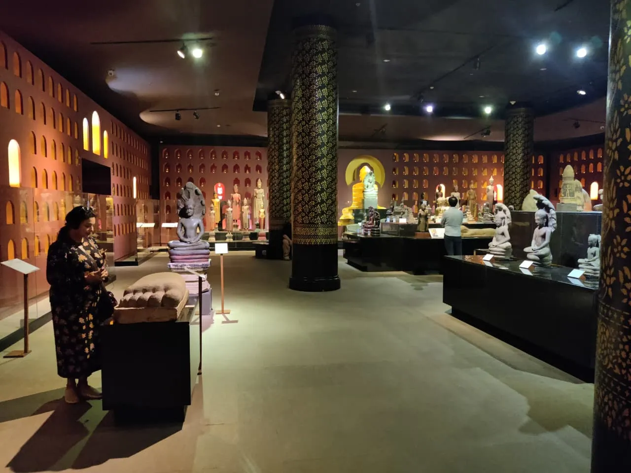 Gallery of 1000 Buddhas 3
