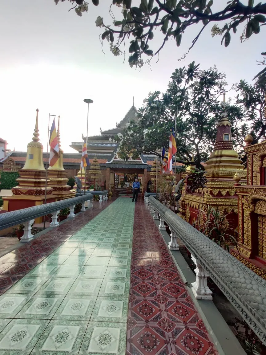 Living Temple 4