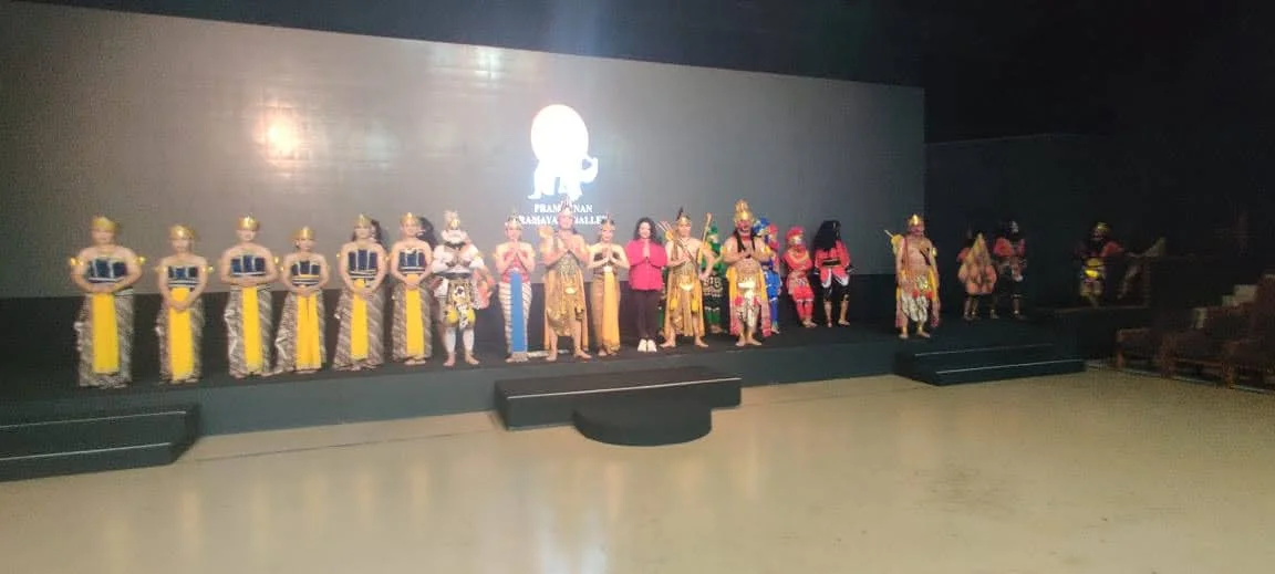 Live open-air stage performance of Ramayana Ballet on the grand amphitheatre stage