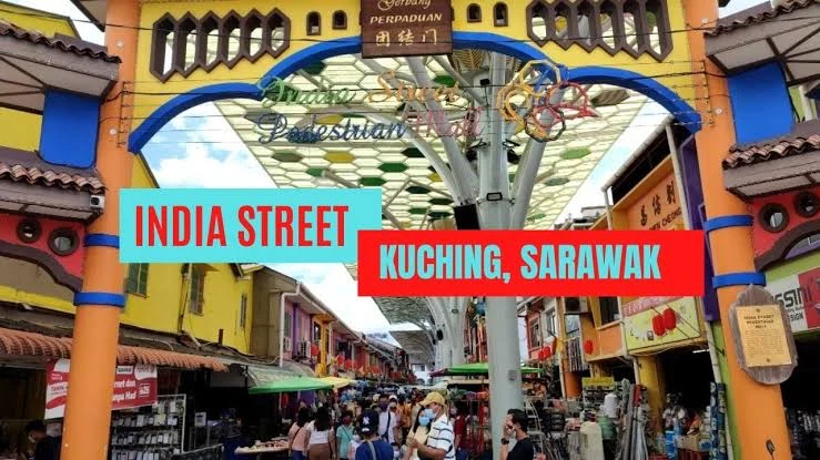 The ceremonial entrance archway of Gerbang Perpaduan Jalan India Pedestrian Mall in Kuching