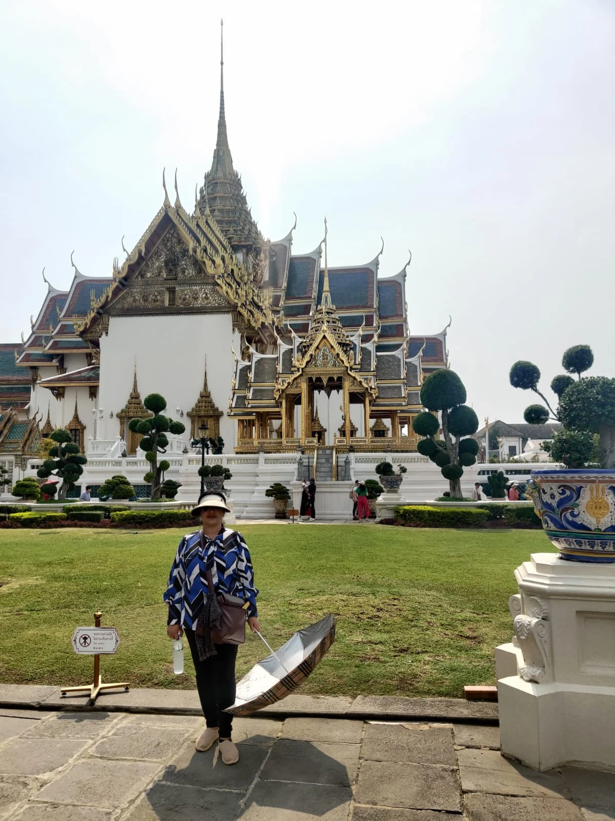 Dusit Maha Prasat Throne Hall and palace gardens