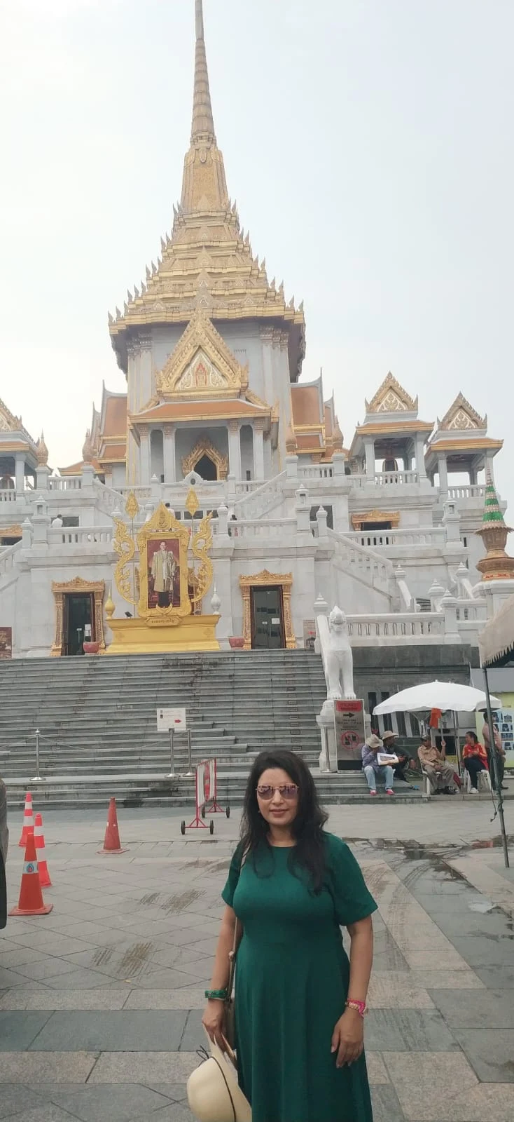 The white marble mondop housing the Golden Buddha at Wat Traimit, Bangkok