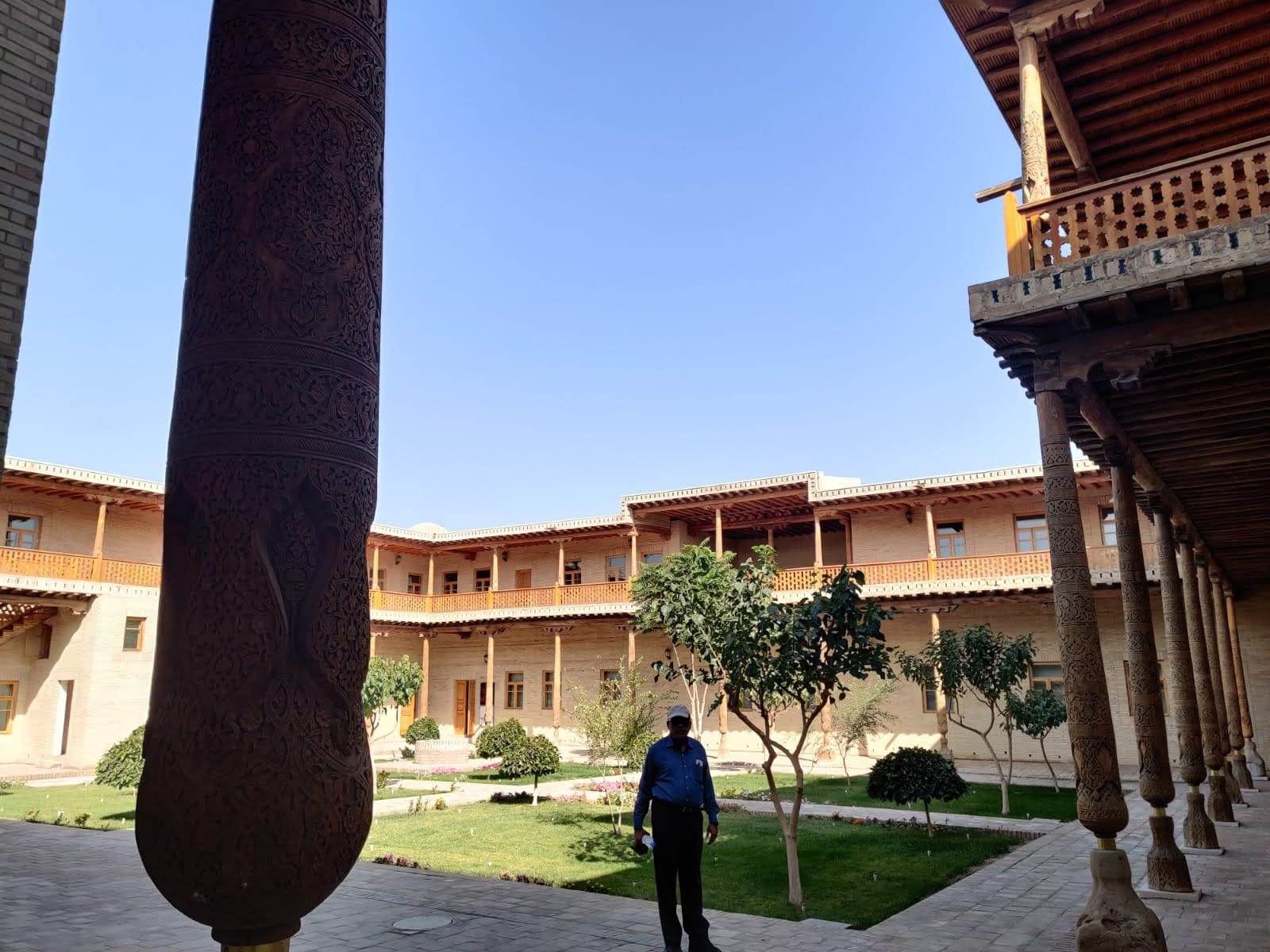 The grand entrance hall of Nurullaboy Saroyi Palace showing East-West style fusion