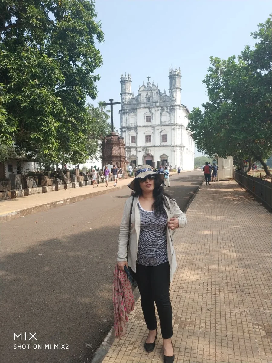 Stately palace building at Panchakot Ghat constructed by West Bengal royalty in the 19th century